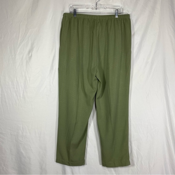 Draper’s & Damon’s Women’s Sage Green Pull-On Flowy Pants - Picture 3 of 5